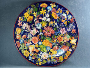 Piatto in ceramica artistica dipinto a mano con fiori fiamminghi, maioliche La Vecchia Faenza