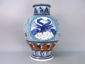 Vaso rinascimentale 38 cm decorato a mano con animali intrecciati